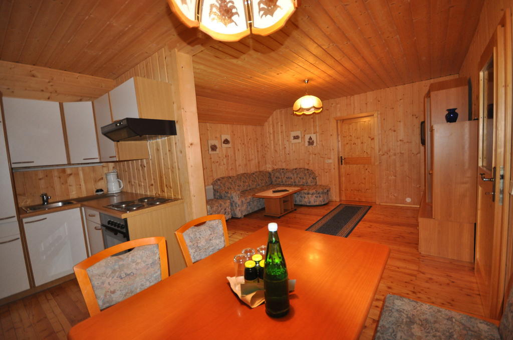 Gasthof Zum Kramer Gurk Ruang foto